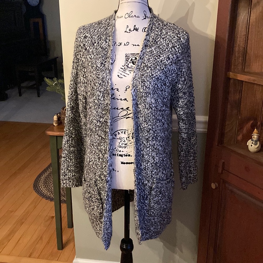 Woven Heart slub thread marled black/white cardigan